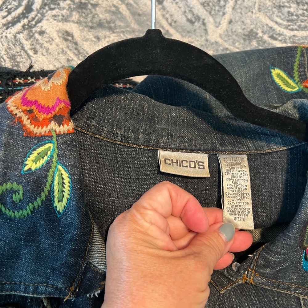 Chico's Embroidered Dark Blue Denim Jacket with Multicolor Floral Accents - Picture 4 of 5